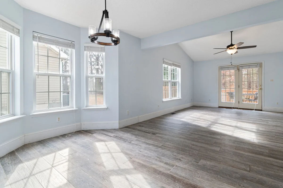 Clean, safe room after biohazard cleanup in Queensbridge / Ravenswood / Dutch Kills, New York, NY